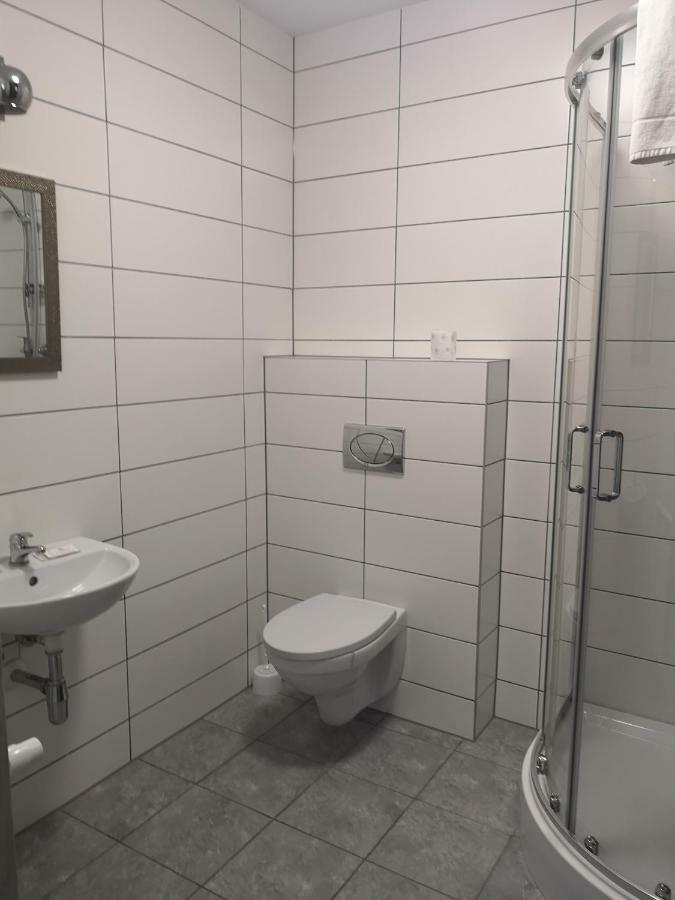 Leon'S Rooms Жары Номер фото